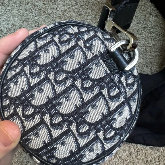 Dior Cylindrical “roller bag” shoulder/messenger. - Picture 7 of 7